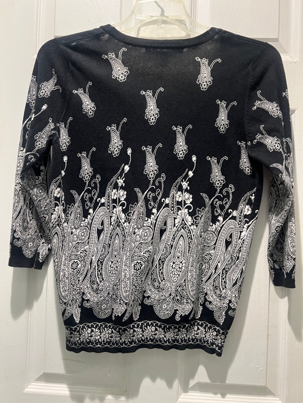 Fever Black and White Paisley Button Cardigan NWT - Picture 6 of 6